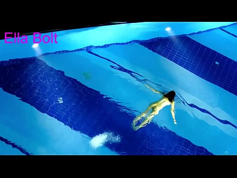 ❤️ Abdi teu tiasa ngeureunkeun nonton, pirang ngora bray ngojay buligir di ELLA bolt Resort kolam renang ❌ porno super di urang% su.8kpornvids.ru%